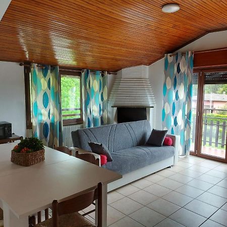 Bnbook Casa Dei Peschi - Lago Di Monate Cadrezzate Exteriör bild