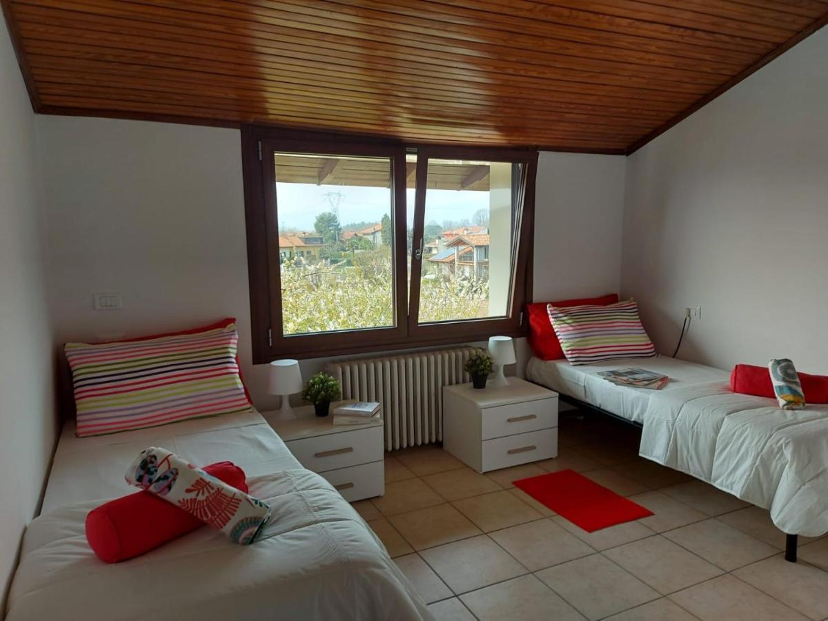 Bnbook Casa Dei Peschi - Lago Di Monate Cadrezzate Exteriör bild