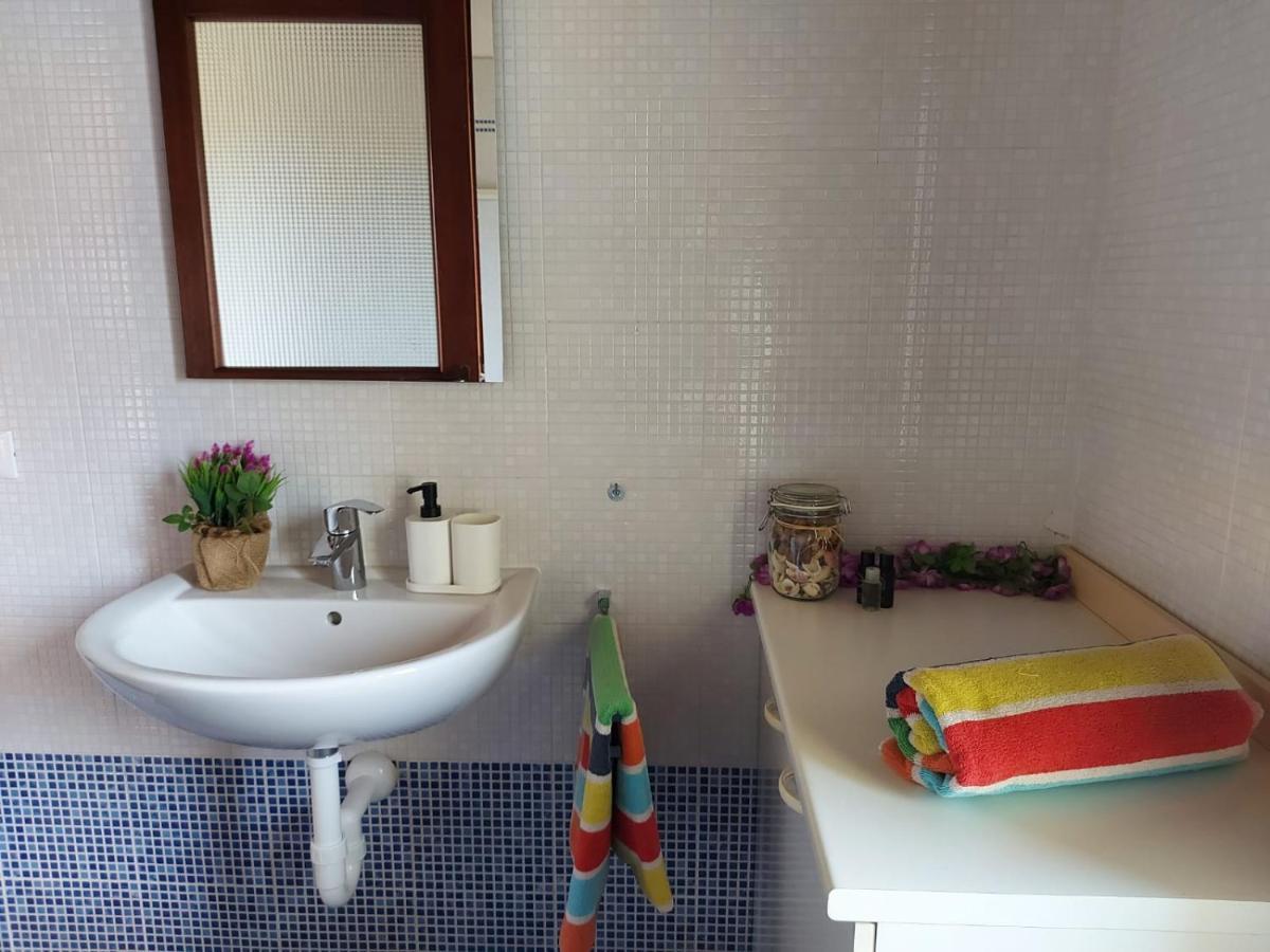 Bnbook Casa Dei Peschi - Lago Di Monate Cadrezzate Exteriör bild