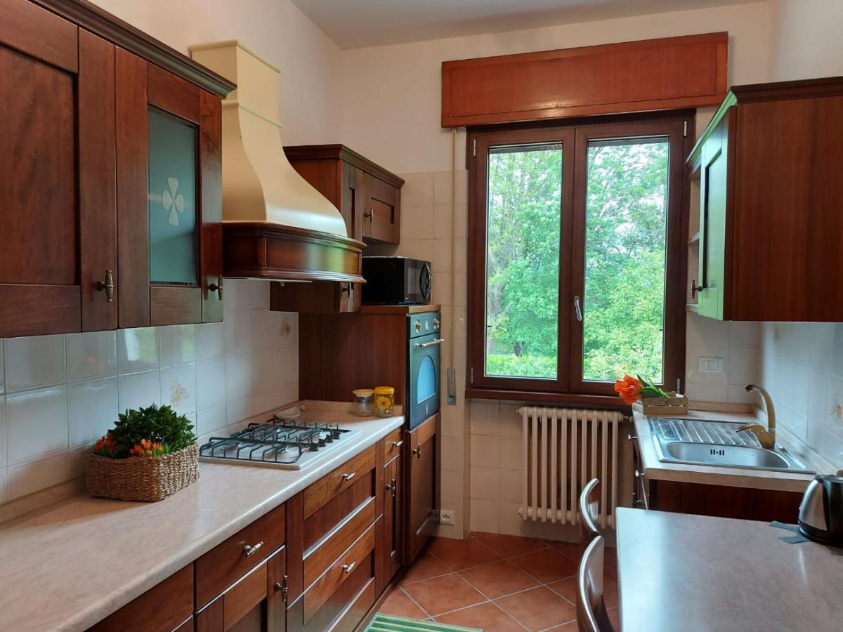 Bnbook Casa Dei Peschi - Lago Di Monate Cadrezzate Exteriör bild