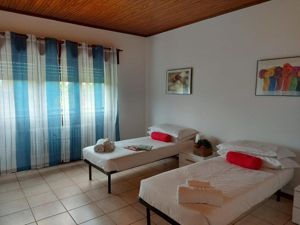 Bnbook Casa Dei Peschi - Lago Di Monate Cadrezzate Exteriör bild