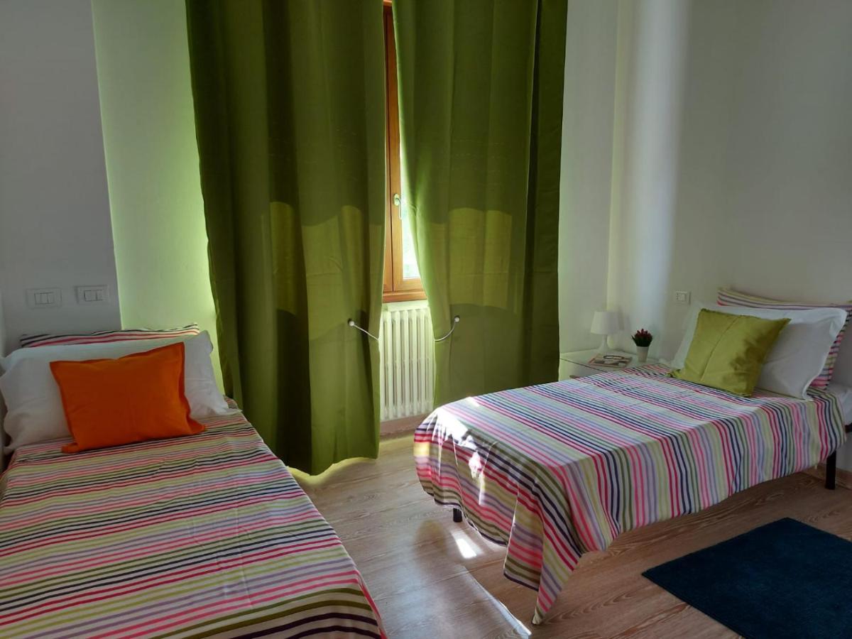 Bnbook Casa Dei Peschi - Lago Di Monate Cadrezzate Exteriör bild