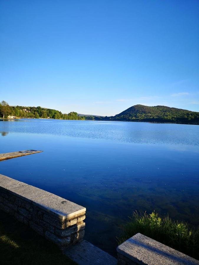 Bnbook Casa Dei Peschi - Lago Di Monate Cadrezzate Exteriör bild